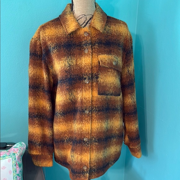 NWOT RVCA Plaid Button Down Fashion Jacket